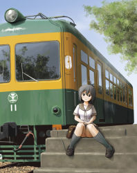 Rule 34 | 1girl, ahoge, anus, bag, black hair, blush, brown eyes, chiru roshutsu, cleft of venus, closed mouth, exhibitionism, female focus, full body, hair between eyes, kneehighs, loafers, looking at viewer, no panties, original, outdoors, public indecency, pussy, sailor collar, school bag, school uniform, serafuku, shoes, short hair, sitting, sky, smile, socks, solo, stairs, takapi (chimee house), thighs, train, tree