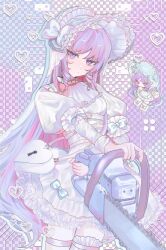 1girl abstract_background belt blue_hair bonnet bow chainsaw checkered_background chibi choker dress drop_shadow expressionless frilled_dress frilled_sleeves frills halftone heart heart-shaped_bag heart_belt_buckle heart_choker highres holding holding_weapon jitome lock long_hair looking_at_viewer multicolored_hair original outline pink_eyes pink_hair ringlets sleeve_bow syaaaaneeeyona thighhighs underbust very_long_hair weapon white_dress