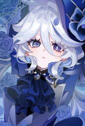 1girl ahoge arms_up ascot blue_ascot blue_bow blue_eyes blue_flower blue_gemstone blue_hair blue_hat blue_jacket blue_rose bow brooch chain floating_hair flower furina_(genshin_impact) gem genshin_impact gold_trim grey_hair hair_between_eyes hat hat_bow heterochromia highres jacket jewelry long_hair looking_at_viewer mismatched_pupils multicolored_hair parted_lips rei_(sss35_ss3) rose solo streaked_hair top_hat two-tone_hair upper_body wavy_hair
