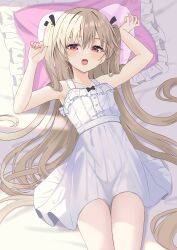 1girl absurdres arms_up atri atri-my_dear_moments- black_bow blush bow collarbone commentary_request cowboy_shot dot_nose dress frilled_dress frilled_pillow frills hair_bow highres light_brown_hair long_hair looking_at_viewer lying on_back on_bed open_mouth pillow pink_pillow red_eyes solo twintails two_side_up very_long_hair white_dress yuutii