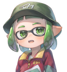 1girl absurdres blush bucket_hat commentary_request gakusei_noa green_eyes green_hair green_hat hat highres inkling inkling_girl inkling_player_character medium_hair nintendo open_mouth pointy_ears simple_background solo splatoon_(series) splatoon_3 tentacle_hair thick_eyebrows upper_body white_background zipper zipper_pull_tab
