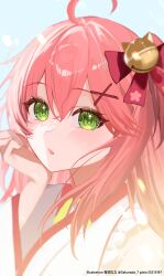 1girl absurdres ahoge artist_name bell bow commentary double-parted_bangs green_eyes hair_bell hair_between_eyes hair_ornament hand_on_own_face highres hololive japanese_clothes jingle_bell kimono long_hair looking_at_viewer parted_lips petals pink_hair pixiv_id portrait red_bow sakura_miko sakura_miko_(1st_costume) sakurada_nana simple_background solo sparkling_eyes symbol-only_commentary twitter_username virtual_youtuber white_background white_kimono x_hair_ornament