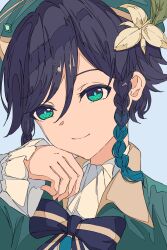 1boy absurdres black_bow black_bowtie black_hair blue_background blue_hair bow bowtie flower genshin_impact gradient_hair green_eyes green_hat hair_flower hair_ornament hand_up hat highres male_focus multicolored_hair portrait shirt solo venti_(genshin_impact) white_flower white_shirt xiao_jin_caoooooooi