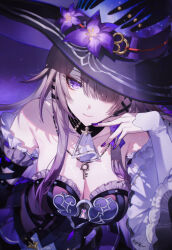 1girl absurdres ascot black_dress black_hat detached_sleeves dress flower hat hat_flower herta_(honkai:_star_rail) highres honkai:_star_rail honkai_(series) jewelry key key_necklace necklace official_alternate_design purple_eyes purple_flower purple_nails solo the_herta_(honkai:_star_rail) white_ascot witch_hat zishudongmao