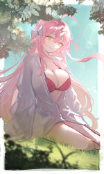 1girl absurdres bikini blue_archive bow closed_mouth green_eyes hair_bow hanako_(blue_archive) hanako_(swimsuit)_(blue_archive) highres long_hair looking_at_viewer official_alternate_costume pink_bikini pink_hair reiami shirt sidelocks sitting_sideways smile solo swimsuit very_long_hair white_bow white_shirt