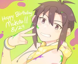 1girl antenna_hair brown_eyes brown_hair character_name commentary_request green_background grin happy_birthday hood hoodie idolmaster kikuchi_makoto kokuya_(kokuya28) looking_at_viewer paint_splatter short_hair sleeveless sleeveless_hoodie smile solo upper_body v yellow_hoodie