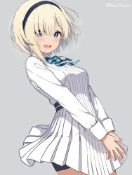 1girl absurdres bike_shorts bike_shorts_under_skirt black_hairband blonde_hair blue_bow blue_bowtie blue_eyes blunt_bangs blush bow bowtie breasts commentary cowboy_shot dot_nose dress eyelashes from_side grey_background gyorui_(katsuwo_drawing) hairband highres idolmaster idolmaster_starlit_season large_breasts long_sleeves looking_at_viewer miniskirt okuzora_kohaku open_mouth own_hands_together pleated_skirt short_hair simple_background skirt solo striped_bow striped_bowtie striped_clothes twitter_username v_arms white_dress wind wind_lift
