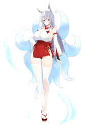 absurdres azur_lane bare_hips bare_shoulders breasts detached_sleeves geta hakama hakama_short_skirt hakama_skirt highres japanese_clothes kimono kitsune kyuubi large_breasts miko multiple_tails nontraditional_miko pelvic_curtain pleated_skirt shinano_(azur_lane) sideboob skirt suo_bu_ye_feng tail thighhighs thighs white_kimono white_thighhighs