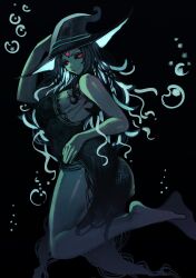 air_bubble barefoot bioluminescence breasts bubble chivalry_starved colored_skin dress extra_eyes glowing green_skin grin hat highres long_hair monster_girl no_panties red_eyes sideboob smile tentacle_hair thick_thighs thighs tomatolover16 torn_clothes underwater witch_hat