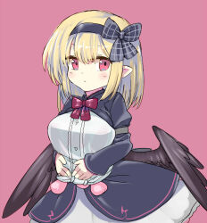 1girl ajitarou_(setsu) black_dress black_hairband black_ribbon black_wings blonde_hair breasts dark_feather_alma dress emil_chronicle_online hairband looking_at_viewer medium_breasts pink_background pointy_ears red_eyes ribbon wings