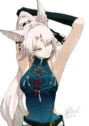 1girl animal_ear_fluff animal_ears armpits arms_behind_head arms_up blue_eyes breasts chinese_clothes closed_mouth clothing_cutout commentary_request dated eyeliner feixiao_(honkai:_star_rail) forehead_jewel fox_ears gloves highres hip_vent honkai:_star_rail honkai_(series) long_hair makeup medium_breasts partially_fingerless_gloves pazuu ponytail red_eyeliner signature simple_background sleeveless solo tassel upper_body very_long_hair white_background