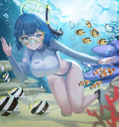 1girl :d air_bubble backlighting bikini bikini_bottom_only blue_archive blue_bikini blue_eyes blue_pupils blue_sleeves blunt_bangs blurry blurry_background blush breasts bubble chanpower233 commentary coral coral_reef curvy day depth_of_field diving diving_mask dutch_angle eyebrows_hidden_by_hair fish floating_hair full_body gluteal_fold goggles green_halo grin hair_between_eyes hair_intakes halo hand_up hanging_breasts happy highres jacket knees_together_feet_apart large_breasts leaning_forward lips long_sleeves looking_at_viewer medium_hair multicolored_jacket navel ocean official_alternate_costume open_mouth raglan_sleeves rash_guard saki_(blue_archive) saki_(swimsuit)_(blue_archive) sand smile solo stomach submerged sunlight swimsuit thigh_gap thighs tropical_fish two-tone_jacket underwater waving white_jacket zipper