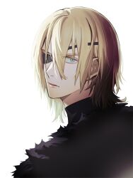 1boy armor black_armor black_fur blonde_hair blue_eyes commentary_request dimitri_alexandre_blaiddyd dimitri_alexandre_blaiddyd_(timeskip) emcgame eyepatch fire_emblem fire_emblem:_three_houses hair_behind_ear hair_between_eyes highres looking_at_viewer looking_back male_focus medium_hair nintendo one_eye_covered sanpaku simple_background solo upper_body white_background