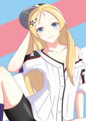 1girl absurdres arm_behind_head azur_lane baseball_cap baseball_uniform bike_shorts blonde_hair blue_background blue_eyes bogue_(azur_lane) breasts chinese_commentary commentary_request cowboy_shot fang female_focus hair_ornament hairclip hat head_tilt highres jersey knee_up long_hair looking_at_viewer multicolored_background off-shoulder_shirt off_shoulder partially_unbuttoned pink_background purple_socks shirt short_sleeves sidelocks simple_background sitting skin_fang small_breasts smile socks solo sportswear star_(symbol) star_hair_ornament star_print white_background white_shirt x_xuuu~