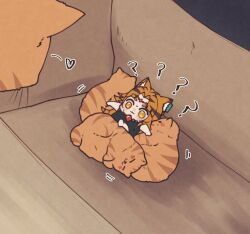 1girl ? ?? angon623 animal_ears animal_print baby_animal box cat forehead_jewel jewelry kitten nara_haramaung necklace nijisanji nijisanji_id tiger_print virtual_youtuber yellow_eyes