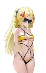 1girl absurdres armpit_crease arms_behind_back bare_shoulders bikini black_bikini blonde_hair breasts center_opening closed_mouth collarbone commentary cowboy_shot criss-cross_halter facing_viewer groin hair_ornament halterneck highres long_hair medium_breasts navel ponytail simple_background smile solo stomach sunglasses swimsuit tinted_eyewear trigger_(zenless_zone_zero) very_long_hair white_background yellow_bikini yuridango zenless_zone_zero