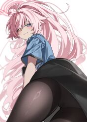 1girl absurdres artist_name black_skirt blue_archive blue_eyes blue_shirt brown_pantyhose closed_mouth commentary_request halo heterochromia highres hoshino_(blue_archive) long_hair looking_at_viewer looking_back pantyhose pink_hair pink_halo rirua_(kjom802) shirt short_sleeves simple_background skirt smile solo very_long_hair white_background yellow_eyes
