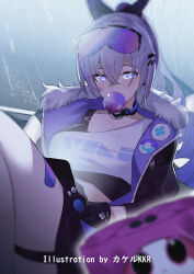 1girl artist_logo badge black_gloves black_jacket blowing_bubble_gum blue_pupils blurry blurry_foreground breasts button_badge collarbone commentary_request critter_pick_(honkai:_star_rail) crop_top drill_hair drill_ponytail film_grain fur-trimmed_jacket fur_trim gloves glowing glowing_eye goggles goggles_on_head gradient_hair grey_hair hair_between_eyes hair_ornament hair_ribbon highres holding honkai:_star_rail honkai_(series) jacket kafka_(honkai:_star_rail) kafka_(shader_cat)_(honkai:_star_rail) knees_up logo long_hair looking_at_viewer medium_breasts multicolored_hair open_clothes open_jacket purple-tinted_eyewear purple_eyes purple_hair purple_ribbon ribbon shirt silver_wolf_(honkai:_star_rail) sitting solo srpzk tinted_eyewear white_shirt
