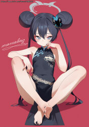 1girl absurdres bare_legs barefoot black_dress black_hair black_nails blue_archive blue_eyes butterfly_hair_ornament china_dress chinese_clothes chinese_commentary closed_mouth commentary_request double_bun dress feet full_body hair_bun hair_ornament halo highres kisaki_(blue_archive) long_hair momobug22 nail_polish red_background sitting solo toenail_polish toenails very_long_hair