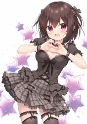 1girl :d black_shirt black_thighhighs bow breasts brown_hair cleavage collarbone commentary_request contrapposto frilled_skirt frills grey_bow grey_skirt hair_between_eyes hair_bow hands_up heart heart_hands looking_at_viewer medium_breasts miyasaka_naco multicolored_hair open_mouth original plaid_bow plaid_clothes plaid_skirt pleated_skirt puffy_short_sleeves puffy_sleeves red_eyes shirt short_sleeves simple_background skirt smile solo standing star_balloon thighhighs two-tone_hair white_background
