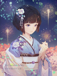 1girl absurdres aerial_fireworks baiyunlishui blue_eyes bracelet brown_hair chinese_commentary commentary_request fireworks flower hair_ornament highres holding holding_fireworks japanese_clothes jewelry kanzashi kimono light_smile night obi original outdoors sash short_hair sky sparkler translation_request upper_body