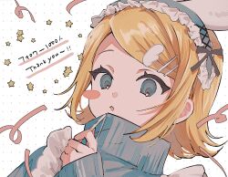 black_bow blonde_hair blue_eyes blush_stickers bow dot_nose eyelashes frills hair_ornament hairclip hairpin headdress highres kagamine_rin looking_at_viewer medium_hair onemubot parted_lips pink_ribbon portrait ribbon screentones single_blush_sticker star_(symbol) swept_bangs thank_you vocaloid zipper zipper_pull_tab
