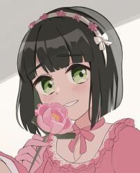 Rule 34 | 1girl, black hair, blunt bangs, blunt ends, blush, commentary request, dress, flower, flower hairband, gloves, green eyes, grin, hairband, highres, hisaka, holding, holding flower, link! like! love live!, love live!, momose ginko, official alternate costume, pink dress, pink flower, pink gloves, ranunculus, reflection in the mirror (love live!), short hair, smile, solo, upper body, virtual youtuber, white background, white hairband
