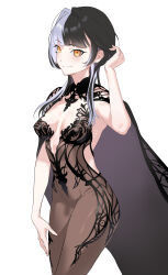 1girl absurdres black_cloak black_dress black_hair breasts chronopattern_dress cloak closed_mouth dress grey_hair hand_up highres hololive hololive_english long_hair looking_at_viewer matryo8 medium_breasts meme_attire multicolored_hair shiori_novella simple_background smile solo split-color_hair two-tone_hair virtual_youtuber white_background yellow_eyes