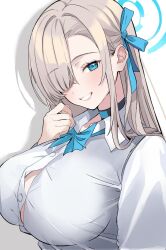 1girl asuna_(blue_archive) asuna_(school_uniform)_(blue_archive) blonde_hair blue_archive blue_bow blue_bowtie blue_eyes blue_halo blush bow bowtie breasts choker collarbone hair_over_one_eye hair_ribbon halo highres large_breasts long_hair looking_at_viewer nakano_kura ribbon shirt smile solo very_long_hair white_shirt