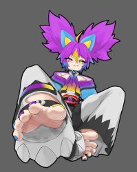 1girl ahoge barefoot blue_hair blue_nails brown_hair closed_mouth colasu486 feet foot_focus gochizo henshin_belt_gavv heterochromia highres kamen_rider kamen_rider_gavv kamen_rider_gavv_(poppingummy_form) kamen_rider_gavv_(series) long_hair multicolored_hair nail_polish purple_hair purple_nails rider_belt simple_background smile soles toenail_polish toenails toes two-tone_hair yellow_eyes yellow_nails