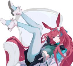 1girl animal_ears aqua_nails arknights black_gloves blue_pantyhose chair commentary_request expressionless fingerless_gloves fingernails full_body gloves hair_spread_out legs_up long_hair looking_at_viewer lying nail_polish navel official_alternate_costume on_chair pantyhose pink_hair purple_eyes ray_(arknights) ray_(dreaming_high)_(arknights) shio_sakana shoes simple_background solo v very_long_hair white_background white_shoes