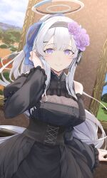 1girl absurdres black_dress blue_archive blue_bow bow dress flower hair_flower hair_ornament hairband halo heimu_(heim_kstr) highres long_hair looking_at_viewer mechanical_halo noa_(blue_archive) seminar_(blue_archive) solo white_hair white_halo