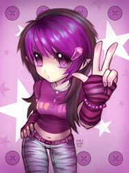 1girl animal_print artist_name bead_bracelet beads belt black_hair bracelet breasts commentary crop_top cross cross_necklace ear_piercing emo_fashion emo_girl english_commentary fingerless_gloves gloves hair_ornament hairclip hand_on_own_hip hello_kitty hello_kitty_(character) highres jewelry leaning_forward long_hair looking_at_viewer meishavo midriff multicolored_hair my_melody nail_polish navel necklace onegai_my_melody original pants piercing pointy_ears print_pants purple_eyes purple_hair sanrio scene_fashion shirt small_breasts solo star_(symbol) striped_clothes striped_gloves t-shirt thigh_gap tiger_print w