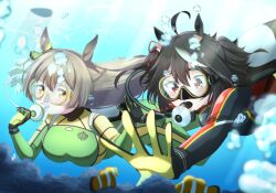 2girls ahoge air_bubble animal_ears black_bodysuit black_gloves black_wetsuit bodysuit braid breasts brown_hair bubble clownfish curled_fingers diving diving_mask diving_regulator diving_suit fish gloves goggles green_bodysuit half_up_braid highres holding_hands horse_ears horse_girl hose kitasan_black_(umamusume) large_breasts long_hair multicolored_bodysuit multiple_girls othiwo oxygen_tank parted_lips reaching red_eyes satono_diamond_(umamusume) scuba scuba_gear scuba_tank short_hair submerged two-tone_gloves umamusume underwater wetsuit yellow_eyes yellow_gloves