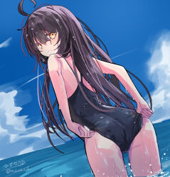 1girl absurdres adjusting_clothes adjusting_swimsuit ahoge ass black_hair black_one-piece_swimsuit blush cloud cloudy_sky cowboy_shot day highres hizaka kantai_collection long_hair looking_at_viewer looking_back mikazuki_(kancolle) ocean one-piece_swimsuit sky smile solo swimsuit twitter_username water yellow_eyes