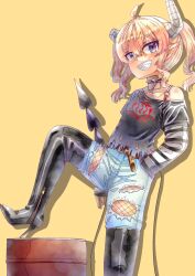 1girl ahoge barrel belt black_footwear blonde_hair boots broken_horn brown_belt brown_horns clothes_writing collar demon_girl demon_horns demon_tail denim evil_grin evil_smile fishnets_under_jeans grey_eyes grin hair_between_eyes hands_in_pockets high_heel_boots high_heels highres horns jeans leather_belt leg_up lilith_(machikado_mazoku) long_tail looking_at_viewer machikado_mazoku pants pointy_ears print_shirt sharp_teeth shirt shirt_slip sidelocks simple_background single_bare_shoulder smile spiked_collar spikes striped_sleeves tail teeth thigh_boots three_quarter_view torn_clothes torn_jeans torn_pants twintails yakitsuoo yellow_background zipper_legwear