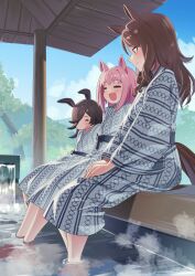 3girls =_= absurdres animal_ears blue_sash blue_sky blush_stickers brown_hair cloud commentary freely2327 hair_over_one_eye hands_on_lap haru_urara_(umamusume) highres horse_ears horse_girl japanese_clothes kimono king_halo_(umamusume) long_hair long_sidelocks medium_hair multiple_girls onsen open_mouth outdoors pink_hair print_kimono relaxing rice_shower_(umamusume) sash sidelocks sitting sky smile soaking_feet steam swept_bangs symbol-only_commentary tree umamusume yukata