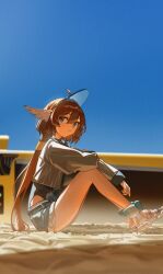 1girl aciddrop_(arknights) aciddrop_(holiday)_(arknights) ahoge animal_ears arknights backlighting bare_legs blue_eyes blue_shorts blue_sky brown_hair chinese_commentary clothing_cutout commentary_request cropped_jacket full_body highres hip_vent jacket knees_up lanzi_(415460661) long_hair long_sleeves looking_at_viewer owl_ears ponytail sand sandals shorts sitting sky smile solo very_long_hair white_jacket white_sandals