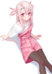 1girl absurdres black_pantyhose blush commentary_request fate/kaleid_liner_prisma_illya fate_(series) grey_hair highres illyasviel_von_einzbern kaze_22 long_hair looking_at_viewer open_mouth pantyhose red_eyes shirt simple_background sitting solo suspenders white_background white_shirt