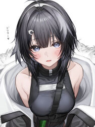 1girl absurdres ahoge arknights bare_shoulders between_breasts black_coat black_eyes black_hair black_shirt blunt_bangs blush breasts chest_harness coat collarbone commentary_request feather_hair fur-trimmed_coat fur_trim grey_hair hair_ornament hairclip harness highres la_pluma_(arknights) looking_at_viewer medium_breasts medium_hair multicolored_hair parted_lips shirt simple_background sleeveless sleeveless_shirt solo strap_between_breasts streaked_hair tab_head two-sided_coat two-sided_fabric upper_body white_background white_coat