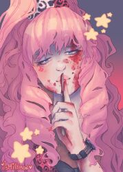 1girl artist_name blood blood_on_face blood_on_hands blue_eyes bracelet closed_mouth commentary drill_hair english_commentary eyelashes hair_ornament holding_scalpel itsmilkmon jewelry kyokugen_dasshutsu kyokugen_dasshutsu_adv:_zennin_shibou_desu lips long_hair nail_polish pink_hair portrait red_nails solo star_(symbol) third-party_source yotsuba_(kyokugen_dasshutsu)