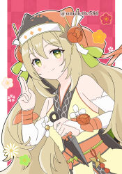 1girl bare_shoulders blonde_hair blush celine_(fire_emblem) celine_(ninja)_(fire_emblem) closed_mouth commentary_request detached_sleeves fire_emblem fire_emblem_engage fire_emblem_heroes forehead_protector green_eyes highres holding holding_weapon japanese_clothes komurice kuji-in kunai long_hair looking_at_viewer ninja nintendo obi official_alternate_costume sash smile solo twitter_username weapon
