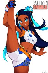 1girl armpits artist_name belly_chain bike_shorts black_hair blue_eyes blue_eyeshadow blue_hair commentary cowboy_shot crop_top dark-skinned_female dark_skin earrings eyelashes eyeshadow gloves grin highres jewelry linea_alba long_hair looking_at_viewer makeup multicolored_hair navel necklace nessa_(pokemon) nintendo patreon_username pokemon pokemon_swsh simple_background single_glove smgold smile solo split standing standing_on_one_leg standing_split streaked_hair two-tone_hair watermark white_background wristband