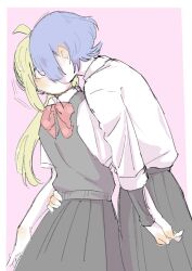 2girls ahoge blonde_hair blue_hair blush bocchi_the_rock! from_behind grabbing_another&#039;s_hand grabbing_from_behind highres ijichi_nijika kiss long_hair multiple_girls pink_background short_hair simple_background sui_sei_643 torso_grab yamada_ryo yuri