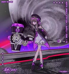 1girl animated arms_behind_back dated doll_joints hammer herta_(honkai:_star_rail) high_heels holding holding_weapon honkai:_star_rail honkai_(series) joints moon myon_(tokipi) purple_eyes standing tagme video weapon