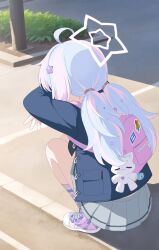 1girl ahoge aqua_hair back blue_archive blue_jacket cat_shadow_puppet_(meme) didac_fantasy halo highres jacket low_twintails meme multicolored_hair pink_hair reisa_(blue_archive) shadow skirt solo squatting star_halo twintails two-tone_hair white_halo white_skirt you&#039;re_doing_it_wrong