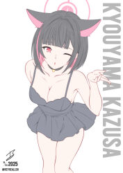 1girl ;o absurdres alternate_costume animal_ears bare_shoulders black_choker black_dress black_hair blowing_kiss blue_archive blunt_bangs blunt_ends bob_cut breasts bright_pupils cat_choker cat_ears cat_girl character_name choker cleavage collarbone colored_inner_animal_ears colored_inner_hair commentary dress english_commentary extra_ears feet_out_of_frame hair_behind_ear hair_intakes halo hand_up highres kazusa_(blue_archive) leaning_forward looking_at_viewer medium_breasts multicolored_hair one_eye_closed open_mouth pink_hair pink_halo realen red_eyes short_dress short_hair signature simple_background sleeveless sleeveless_dress solo spaghetti_strap standing straight_hair twitter_username two-tone_hair white_background