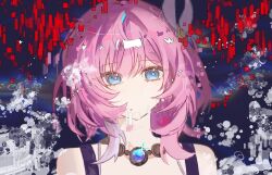 1girl blue_eyes cyrene_(honkai:_star_rail) glitch hair_ornament highres honkai:_star_rail honkai_(series) jewelry medium_hair multicolored_hair necklace pink_hair pink_pupils solo two-tone_hair upper_body white_hair x431788