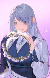 1girl absurdres arm_guards blue_gloves final_fantasy final_fantasy_xvi flower_wreath gloves grey_eyes grey_hair highres holding holding_wreath jill_warrick leather_vest looking_at_viewer neck_ribbon ribbon single_glove smile solo tk_(tksnim)