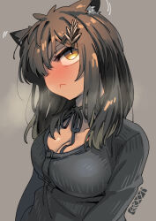 1girl :&lt; animal_ear_fluff animal_ears artist_name black_hair black_sweater cat_ears ergot grey_background hair_ornament hair_over_one_eye long_sleeves medium_hair original ribbed_sweater simple_background solo sweater upper_body yellow_eyes
